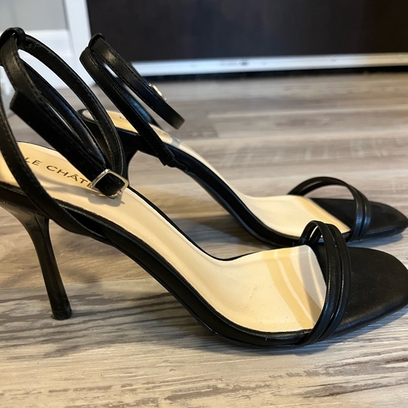 Le Chateau Strappy High Heel - Picture 7 of 8